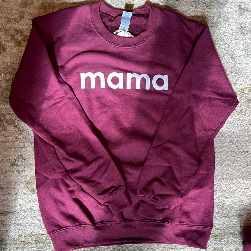 Maroon GILDAN “MAMA” sweatshirt